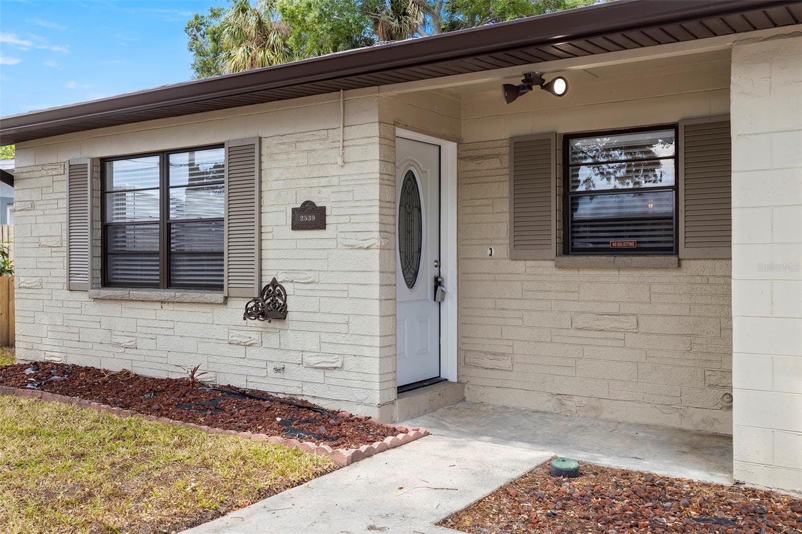 Single Family Residence at 2539 W UNION ST, TAMPA, photo 5 of 22