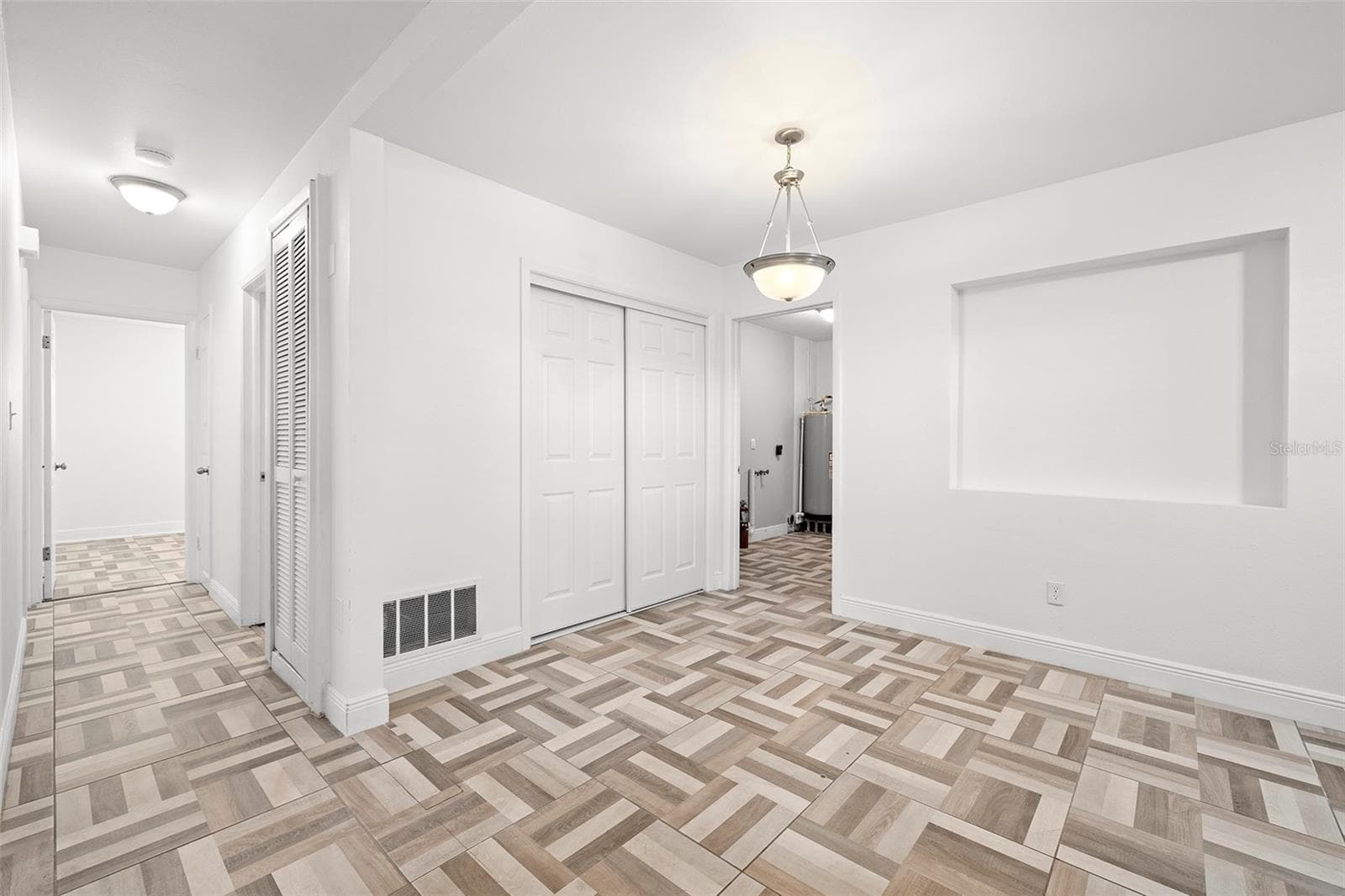 Single Family Residence at 2539 W UNION ST, TAMPA, photo 11 of 22