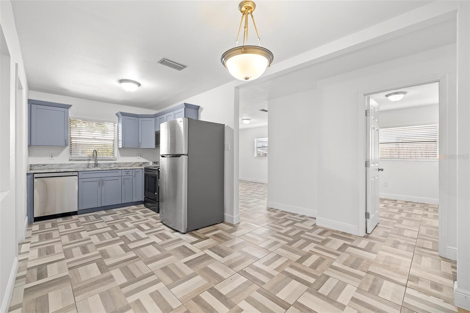 Single Family Residence at 2539 W UNION ST, TAMPA, photo 12 of 22