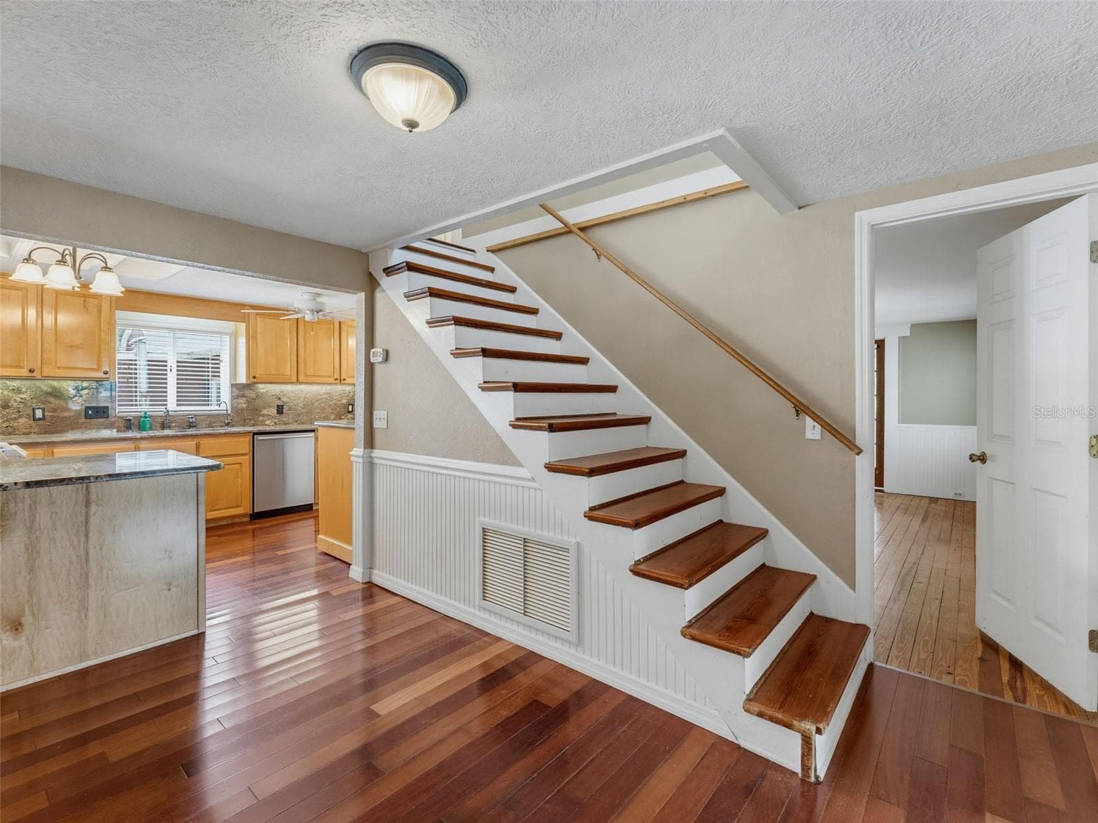 Single Family Residence at 5415 RIVERSIDE DR, YANKEETOWN, photo 36 of 100