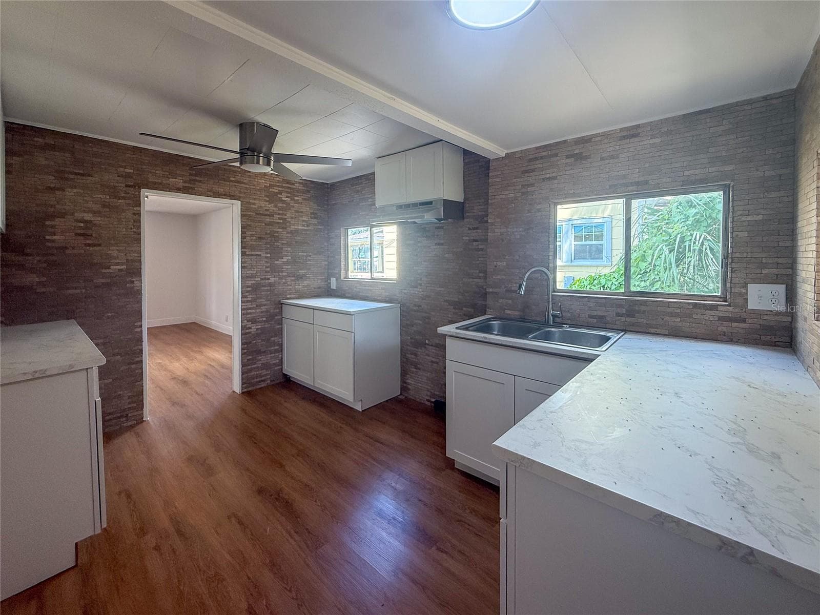 Single Family Residence at 19 N MARY ST, EUSTIS, photo 4 of 43