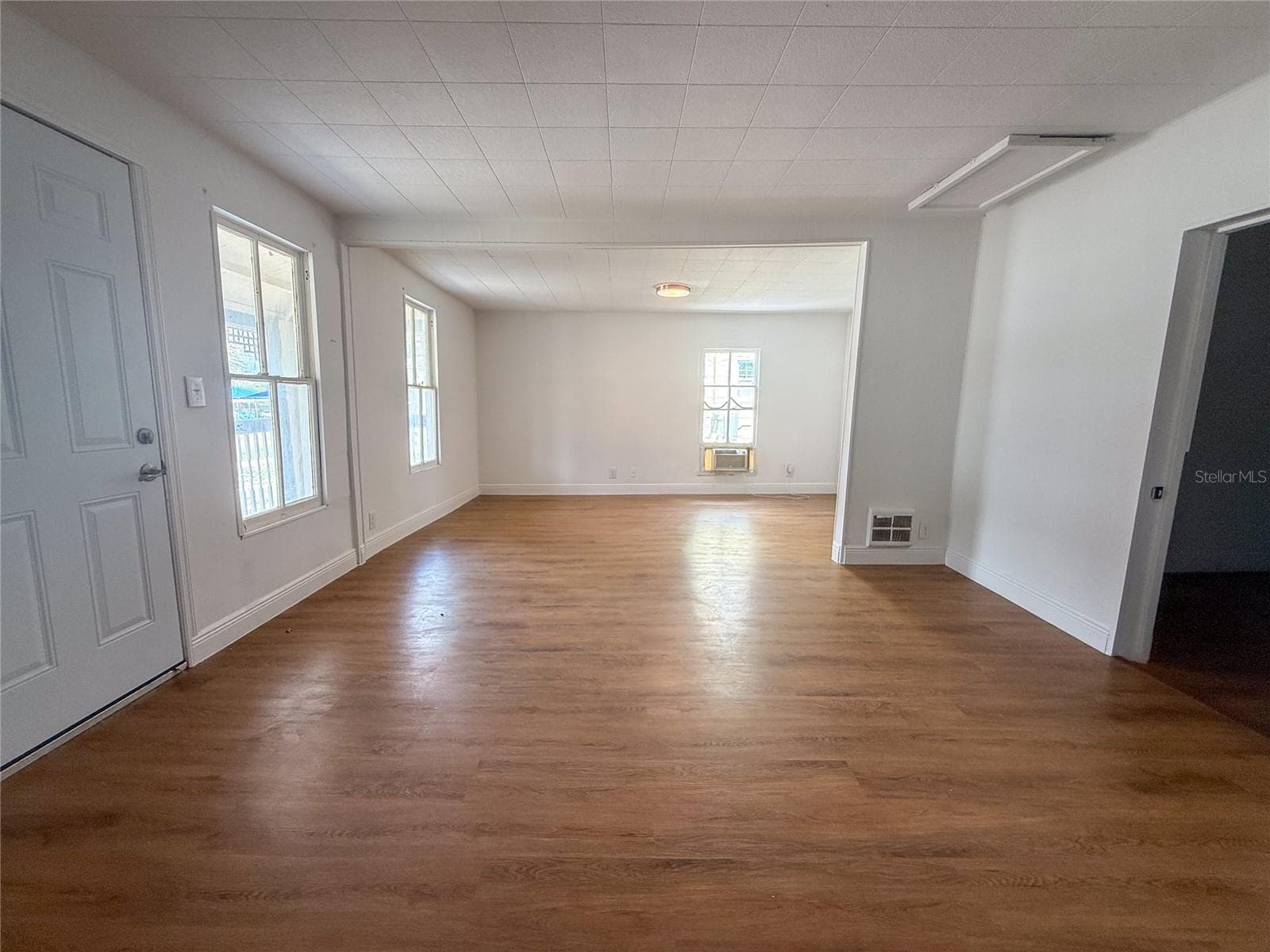 Single Family Residence at 19 N MARY ST, EUSTIS, photo 26 of 43