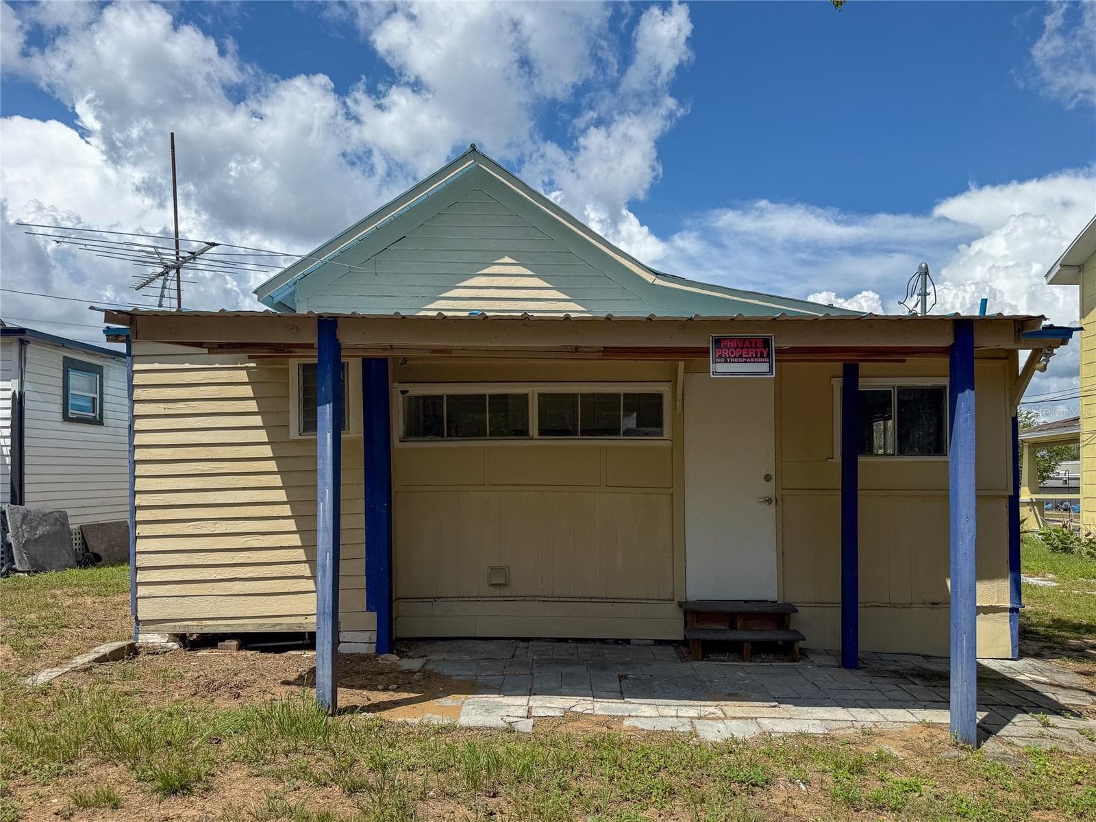 Single Family Residence at 19 N MARY ST, EUSTIS, photo 37 of 43