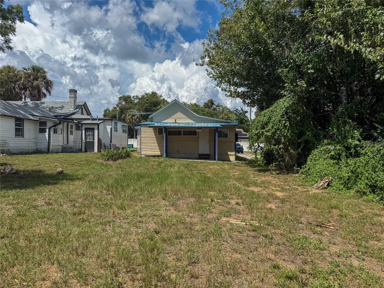Single Family Residence at 19 N MARY ST, EUSTIS, photo 40 of 43