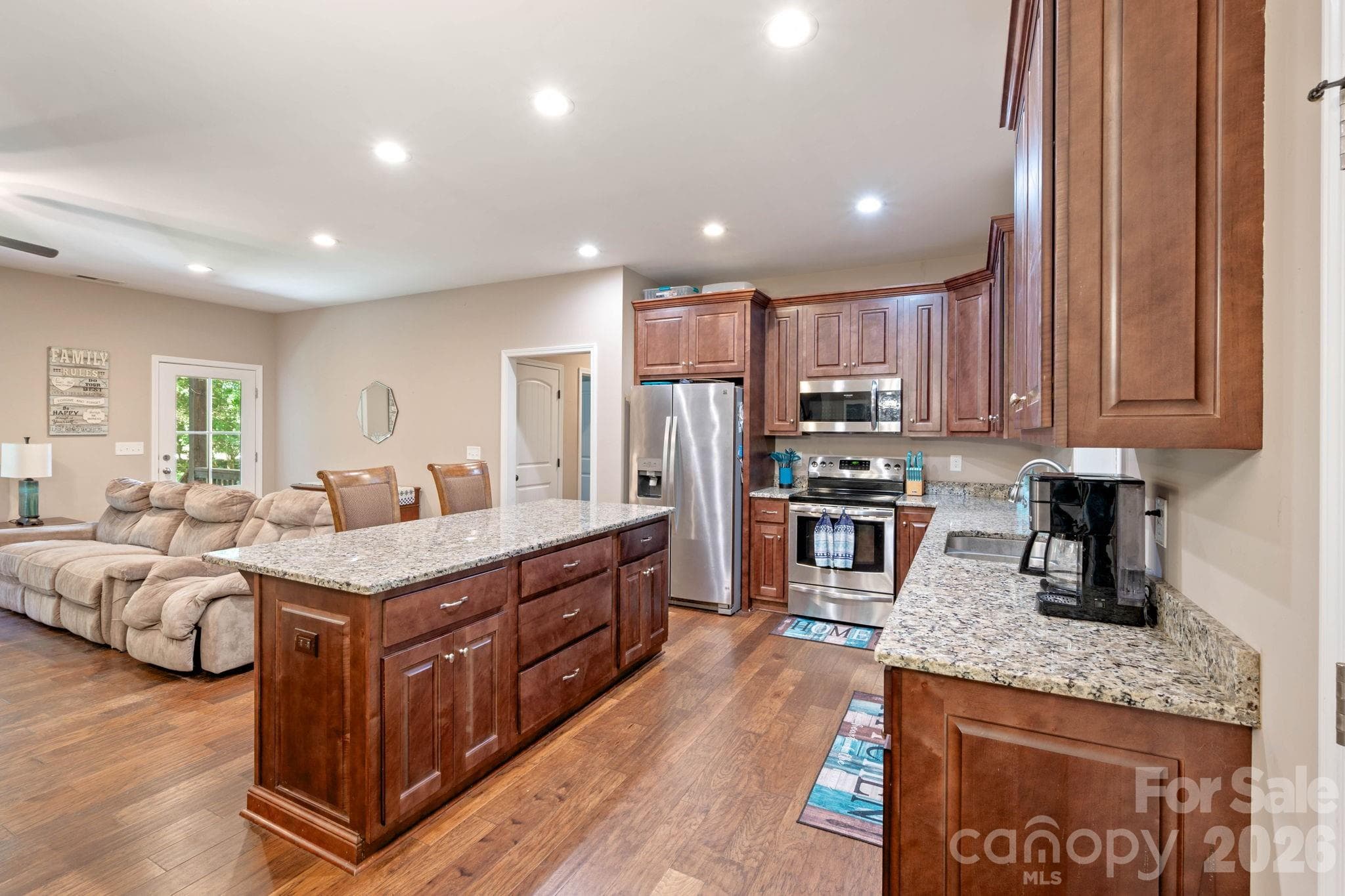 Single Family Residence at 72 Summer Shade Court, Hendersonville, photo 9 of 40