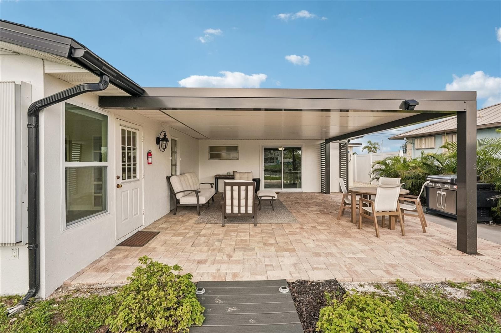 Single Family Residence at 289 W TARPON BLVD NW, PORT CHARLOTTE, photo 41 of 58