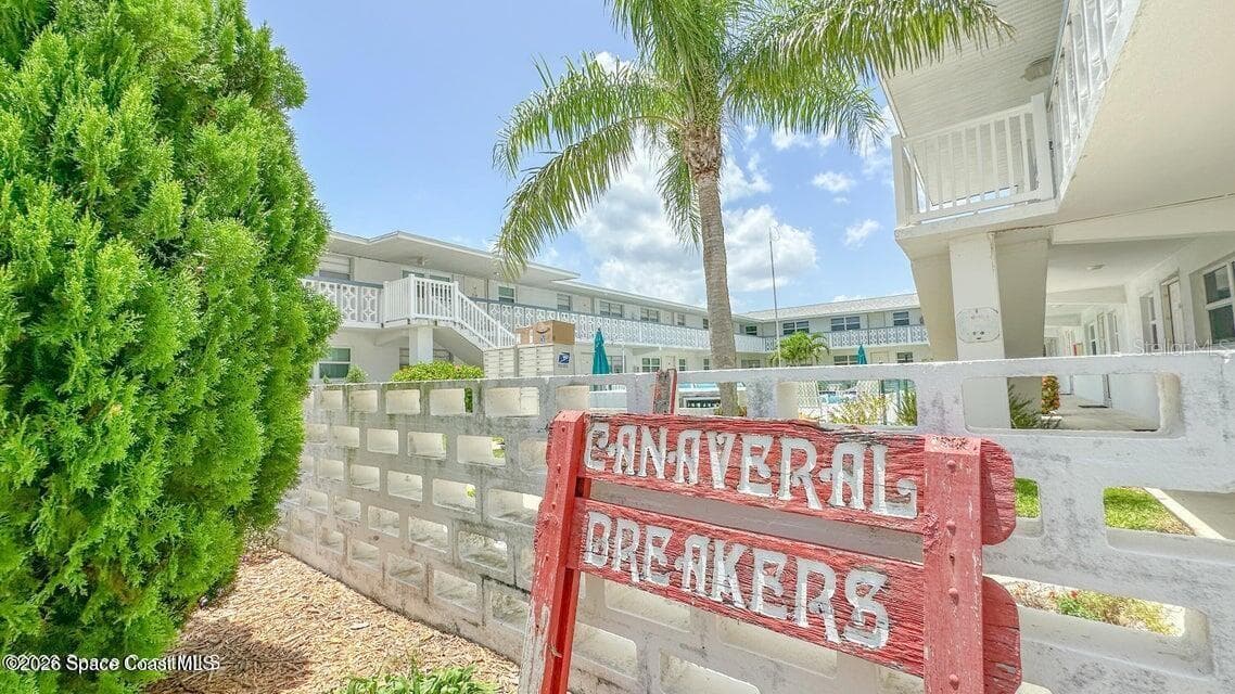 8521 CANAVERAL BLVD #6