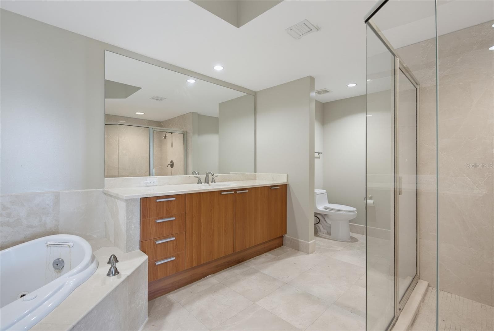 Condominium at 241 RIVERSIDE DR #1006, HOLLY HILL, photo 17 of 55