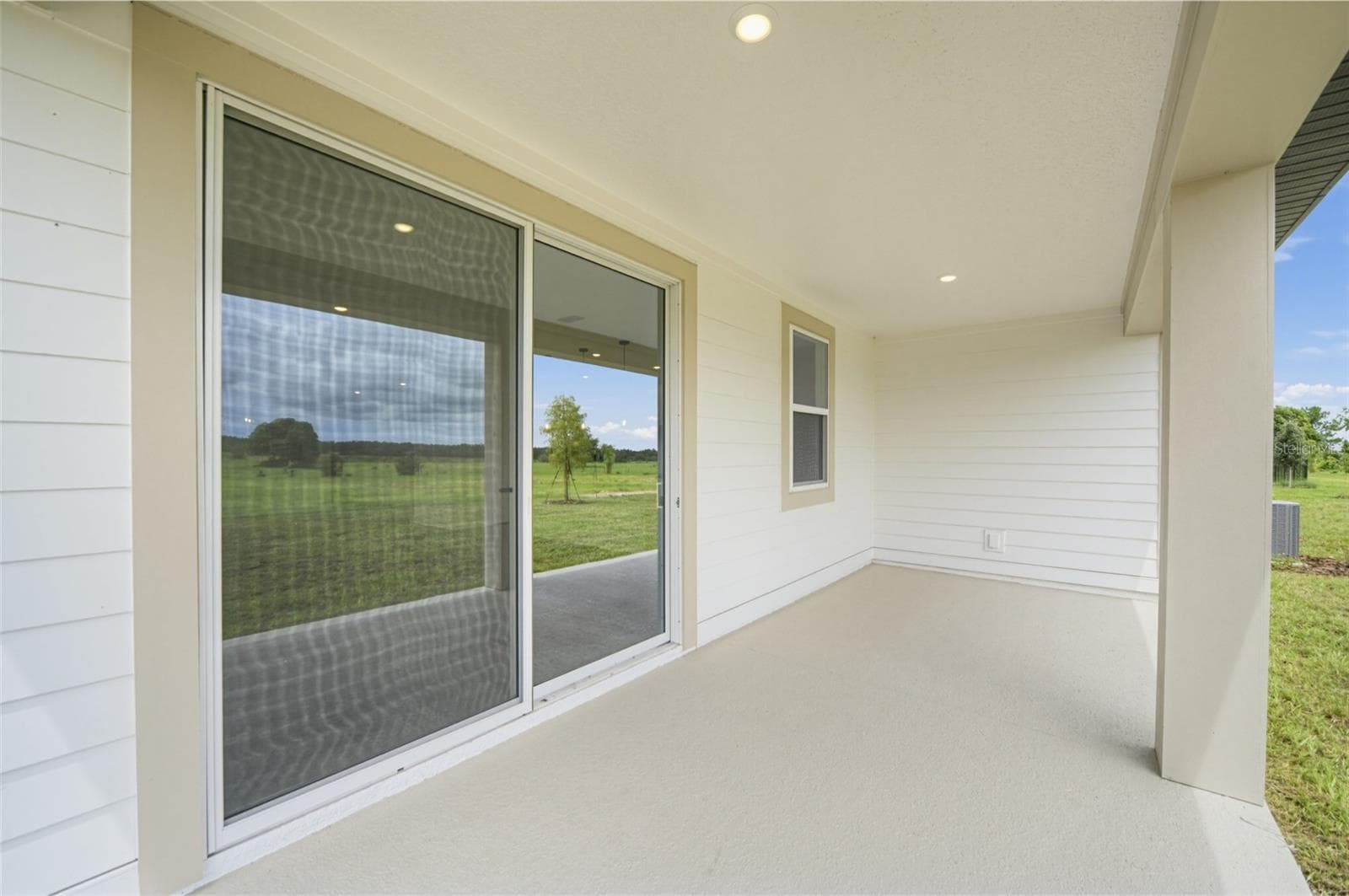 Single Family Residence at 30130 EMERALD FOREST DR, MOUNT DORA, photo 23 of 27
