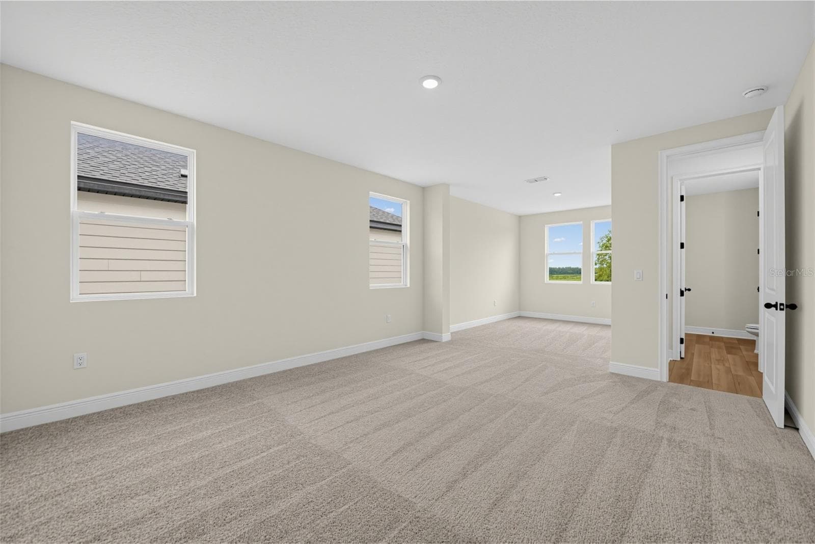 Single Family Residence at 30130 EMERALD FOREST DR, MOUNT DORA, photo 17 of 27