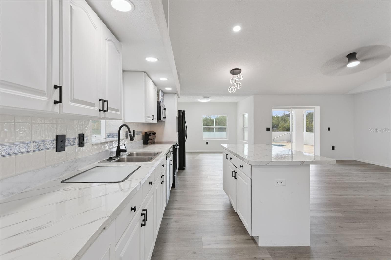 Single Family Residence at 6302 SILVER OAKS DR, ZEPHYRHILLS, photo 8 of 33