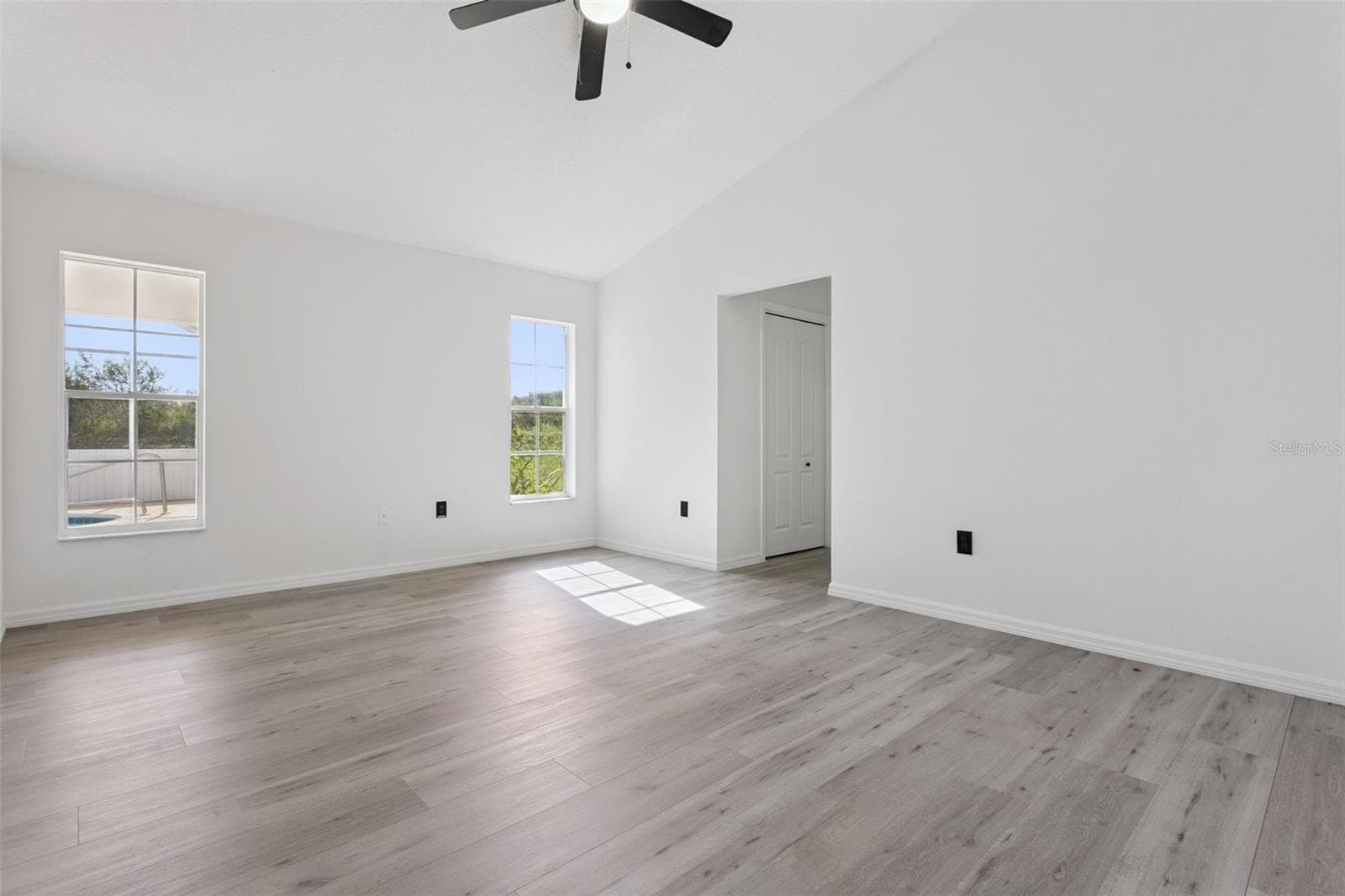 Single Family Residence at 6302 SILVER OAKS DR, ZEPHYRHILLS, photo 12 of 33