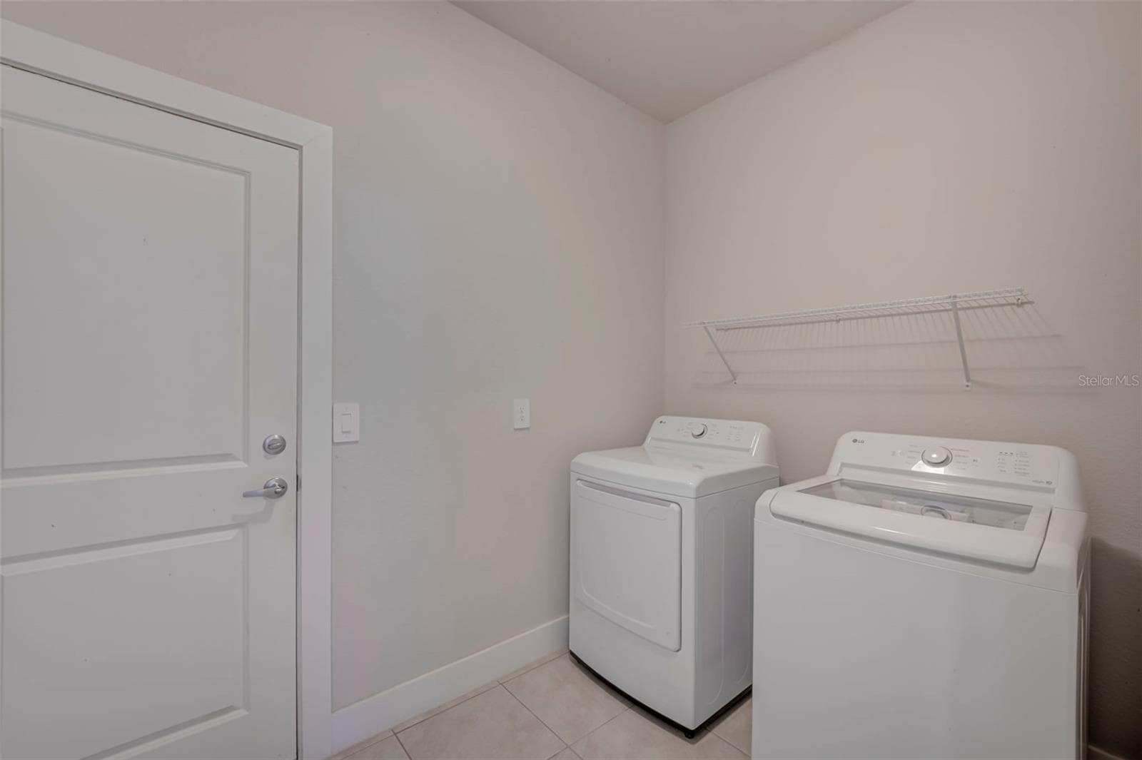 Single Family Residence at 16467 TONAWANDA DR, PUNTA GORDA, photo 28 of 36