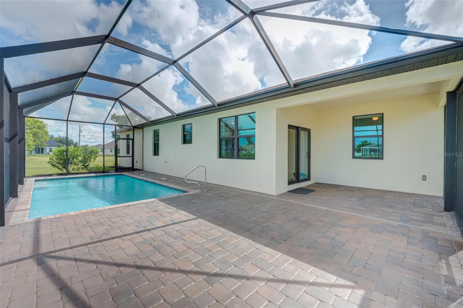 Single Family Residence at 16467 TONAWANDA DR, PUNTA GORDA, photo 30 of 36