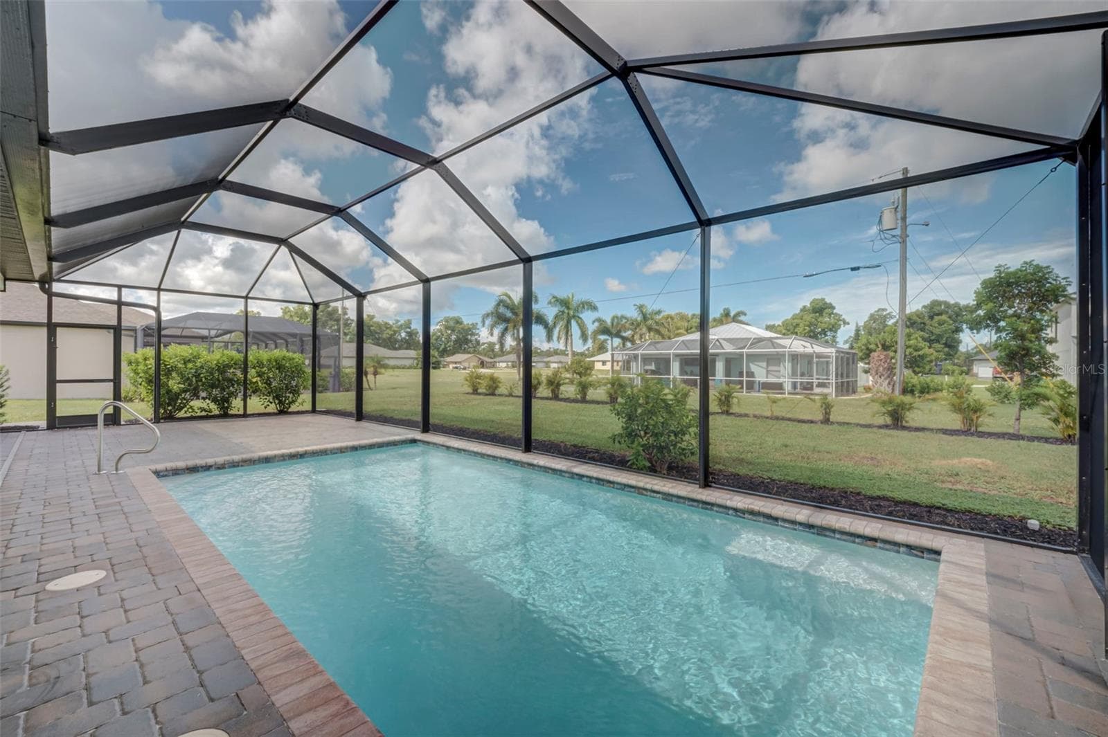 Single Family Residence at 16467 TONAWANDA DR, PUNTA GORDA, photo 31 of 36