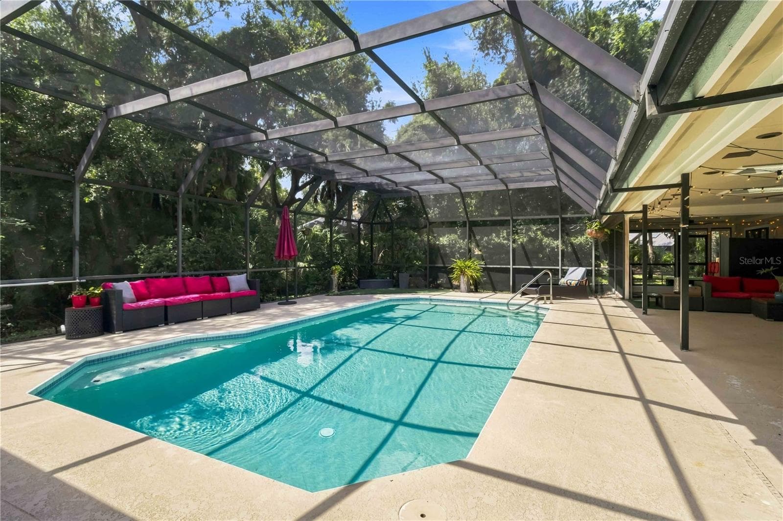 Single Family Residence at 902 DRAKESWOOD CT, SARASOTA, photo 40 of 45