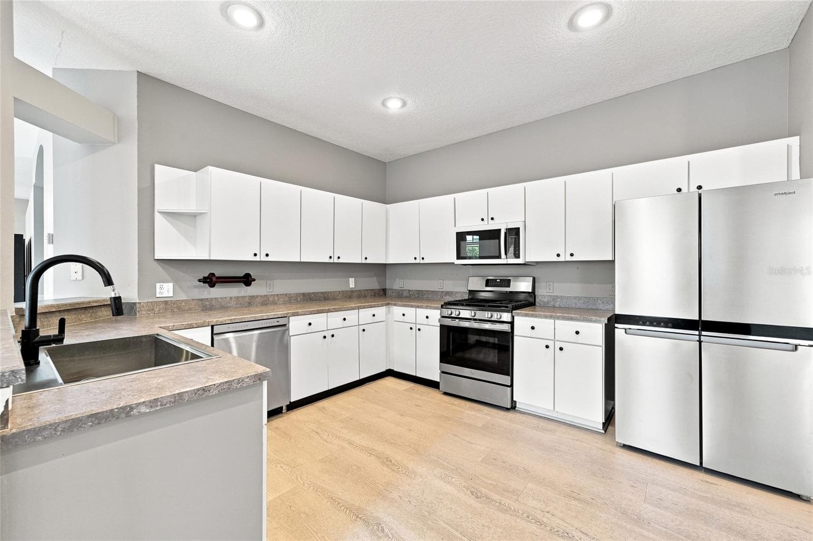 Villa at 19126 WHITE WING PL, TAMPA, photo 13 of 40