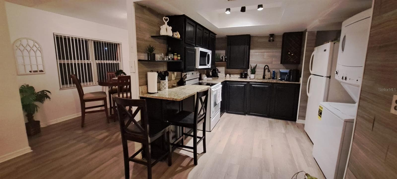 Condominium at 9801 TURF WAY #2, ORLANDO, photo 3 of 19