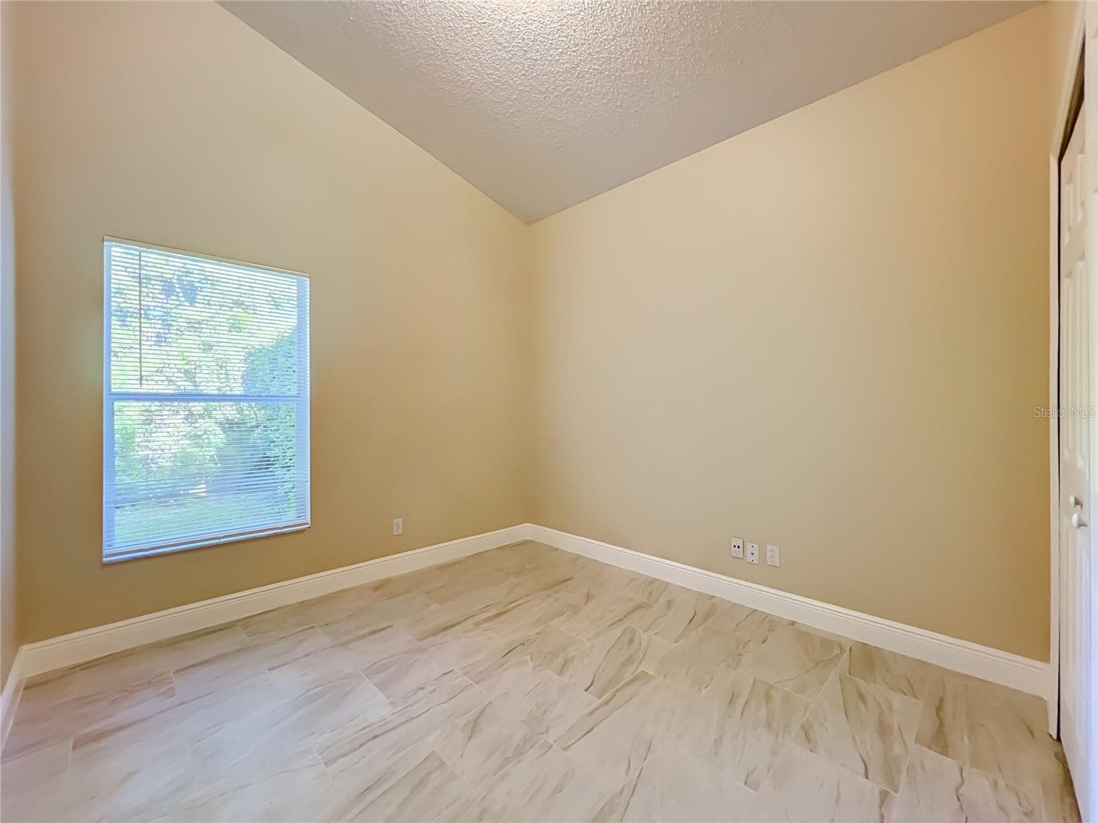 Single Family Residence at 1714 FOX GLEN CT, WINTER SPRINGS, photo 20 of 46