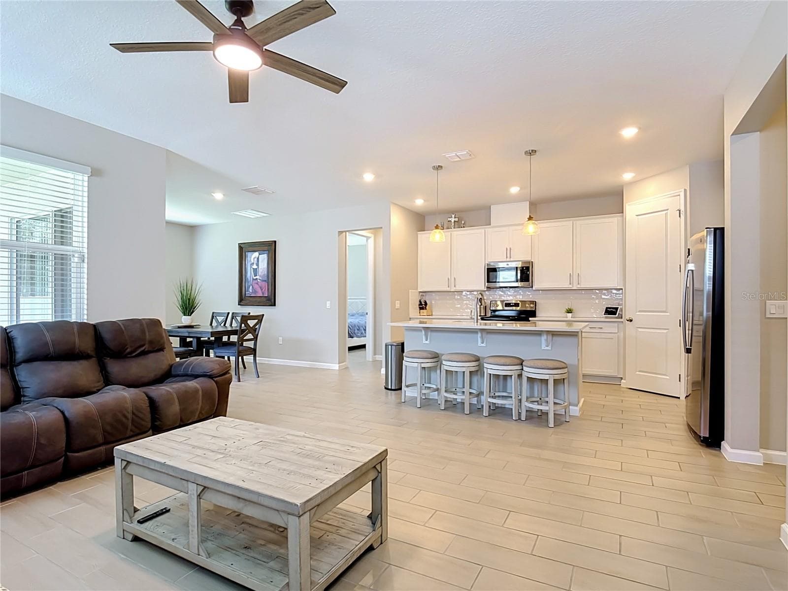 Single Family Residence at 1525 ERIN BREEZE LN, KISSIMMEE, photo 3 of 57