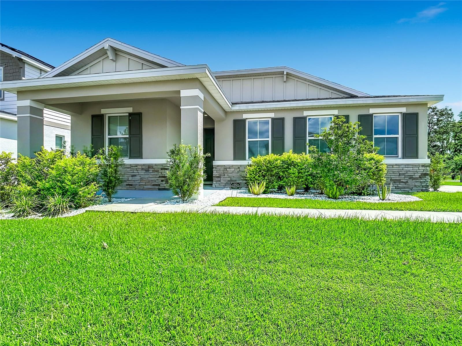 Single Family Residence at 1525 ERIN BREEZE LN, KISSIMMEE, photo 8 of 57