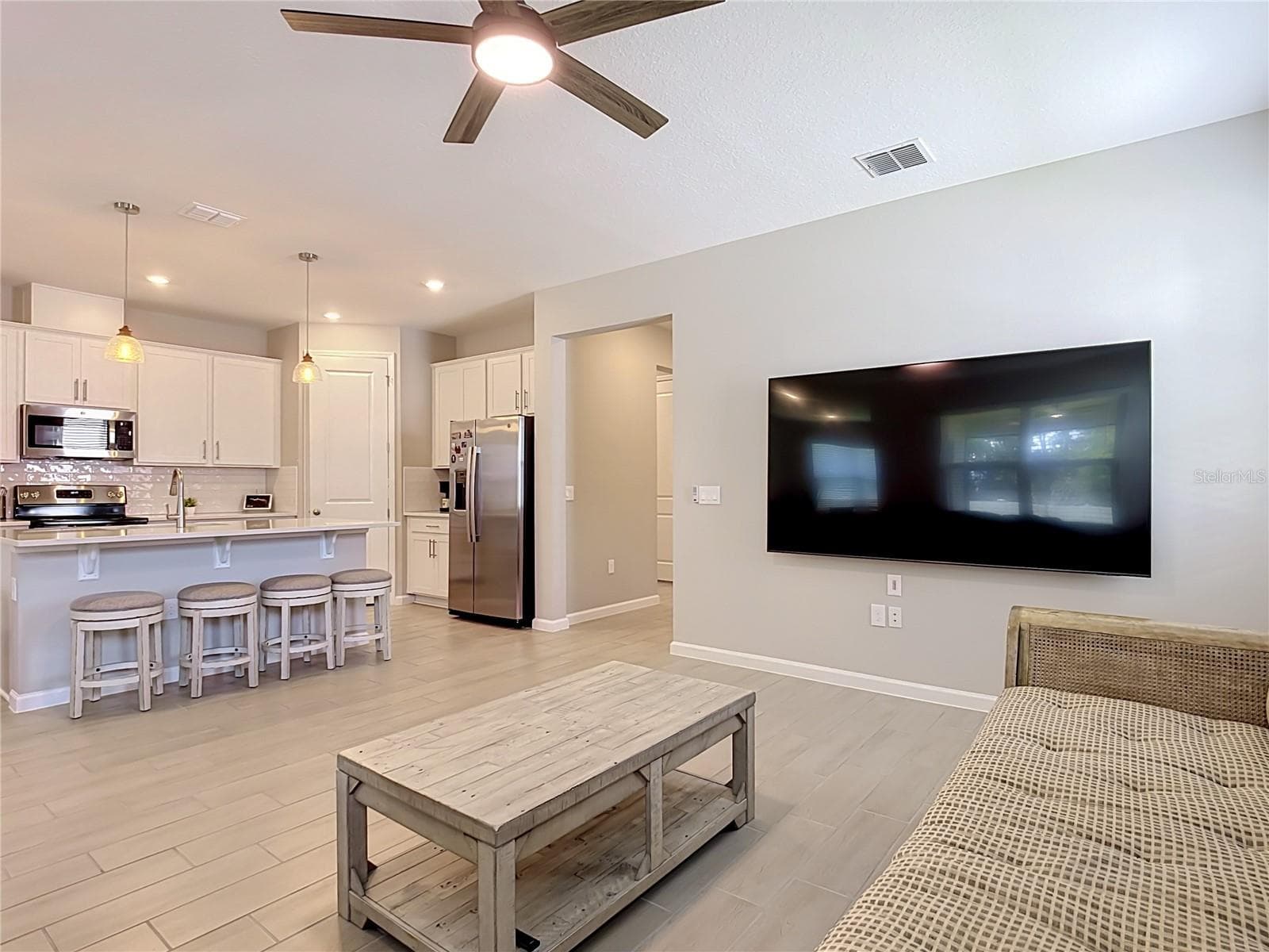 Single Family Residence at 1525 ERIN BREEZE LN, KISSIMMEE, photo 20 of 57