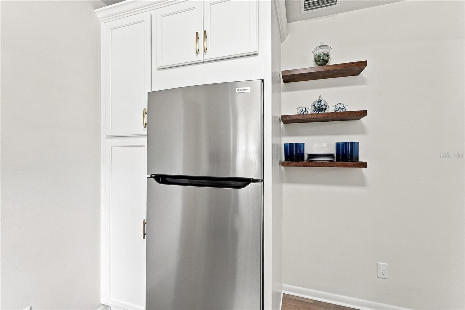 Tower Pantry - Ample Cabinet Space - 6 MARILYN AVE, ST AUGUSTINE