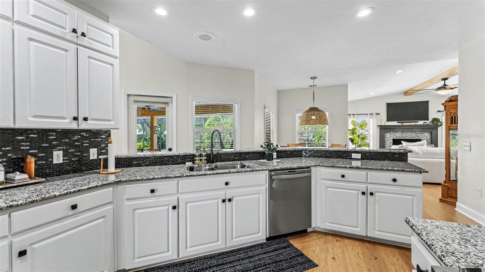 Single Family Residence at 2267 MALACHITE DR, LAKELAND, photo 18 of 69