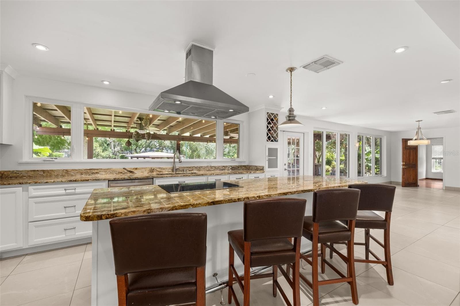 Single Family Residence at 3625 WATERS EDGE DR, BELLE ISLE, photo 19 of 71