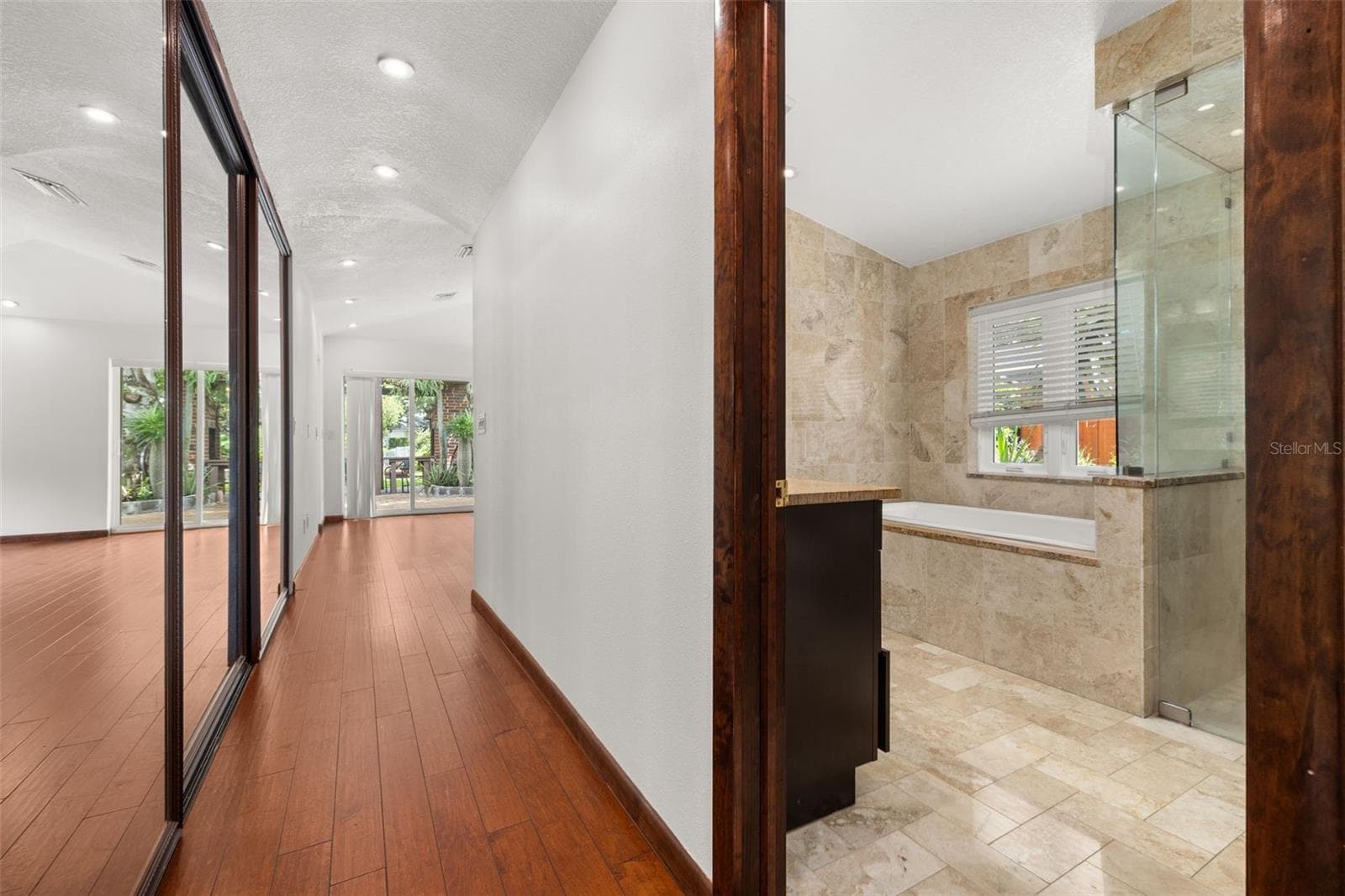 Single Family Residence at 3625 WATERS EDGE DR, BELLE ISLE, photo 27 of 71