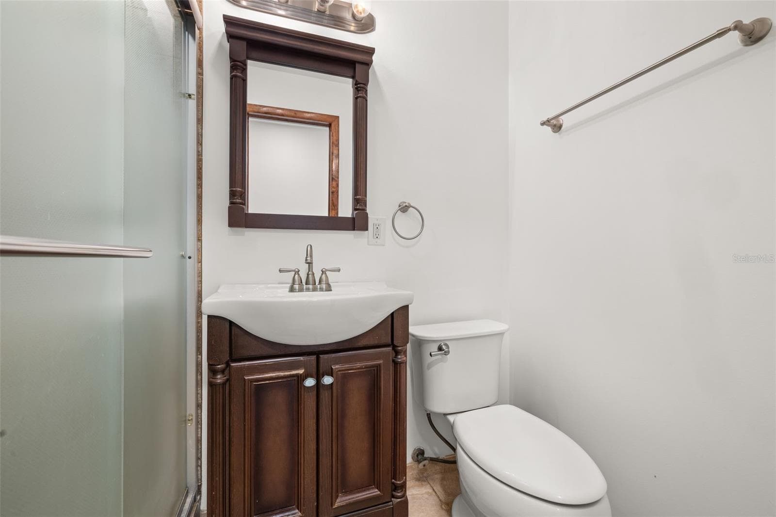 Single Family Residence at 3625 WATERS EDGE DR, BELLE ISLE, photo 33 of 71