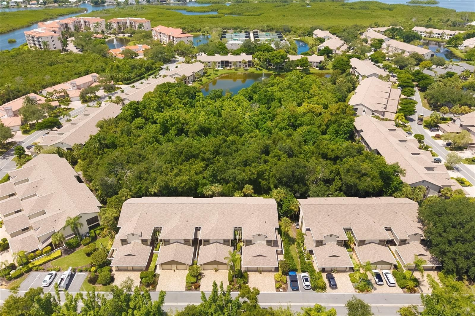 Condominium at 1678 STARLING DR #102, SARASOTA, photo 32 of 58