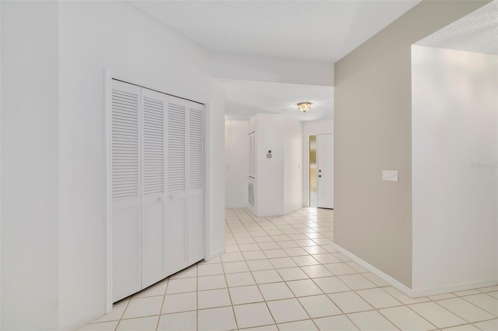Interior Entry - 1678 STARLING DR #102, SARASOTA
