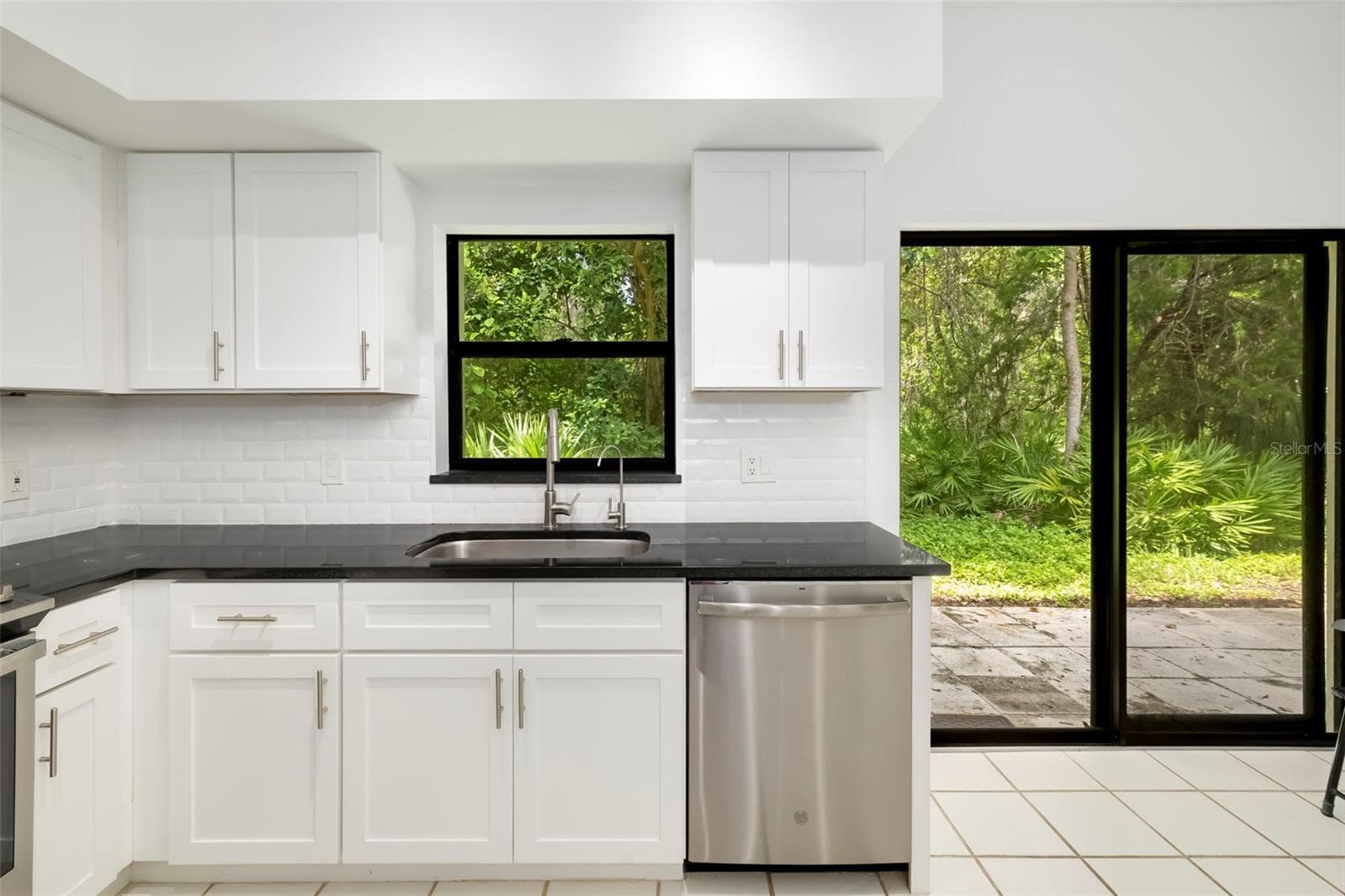 Kitchen - 1678 STARLING DR #102, SARASOTA