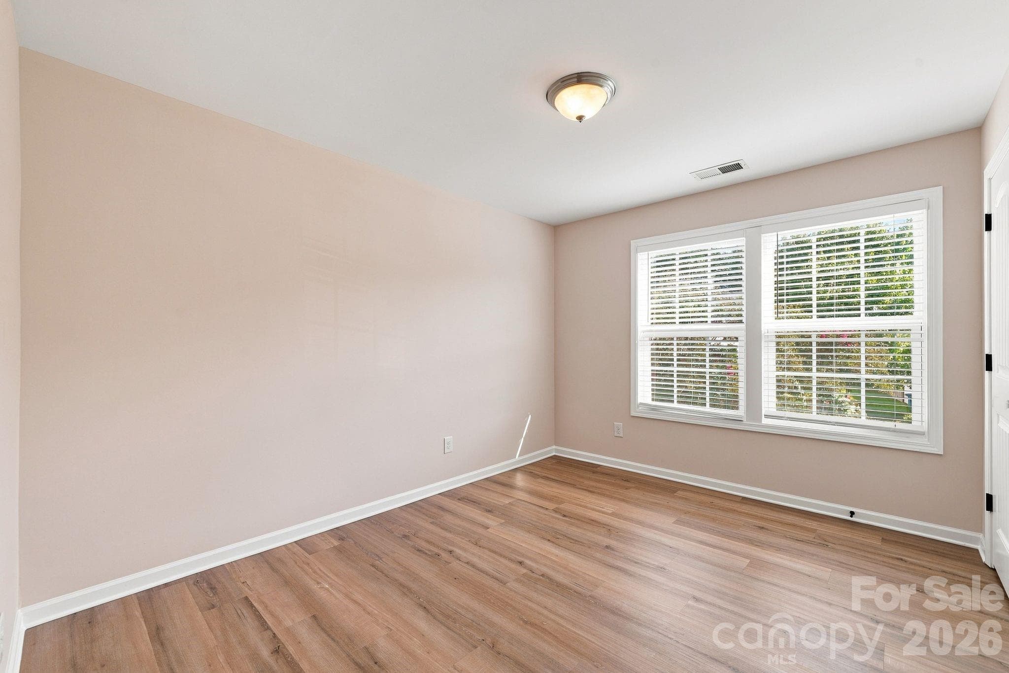 Single Family Residence at 422 Danielle Way, Fort Mill, photo 29 of 40