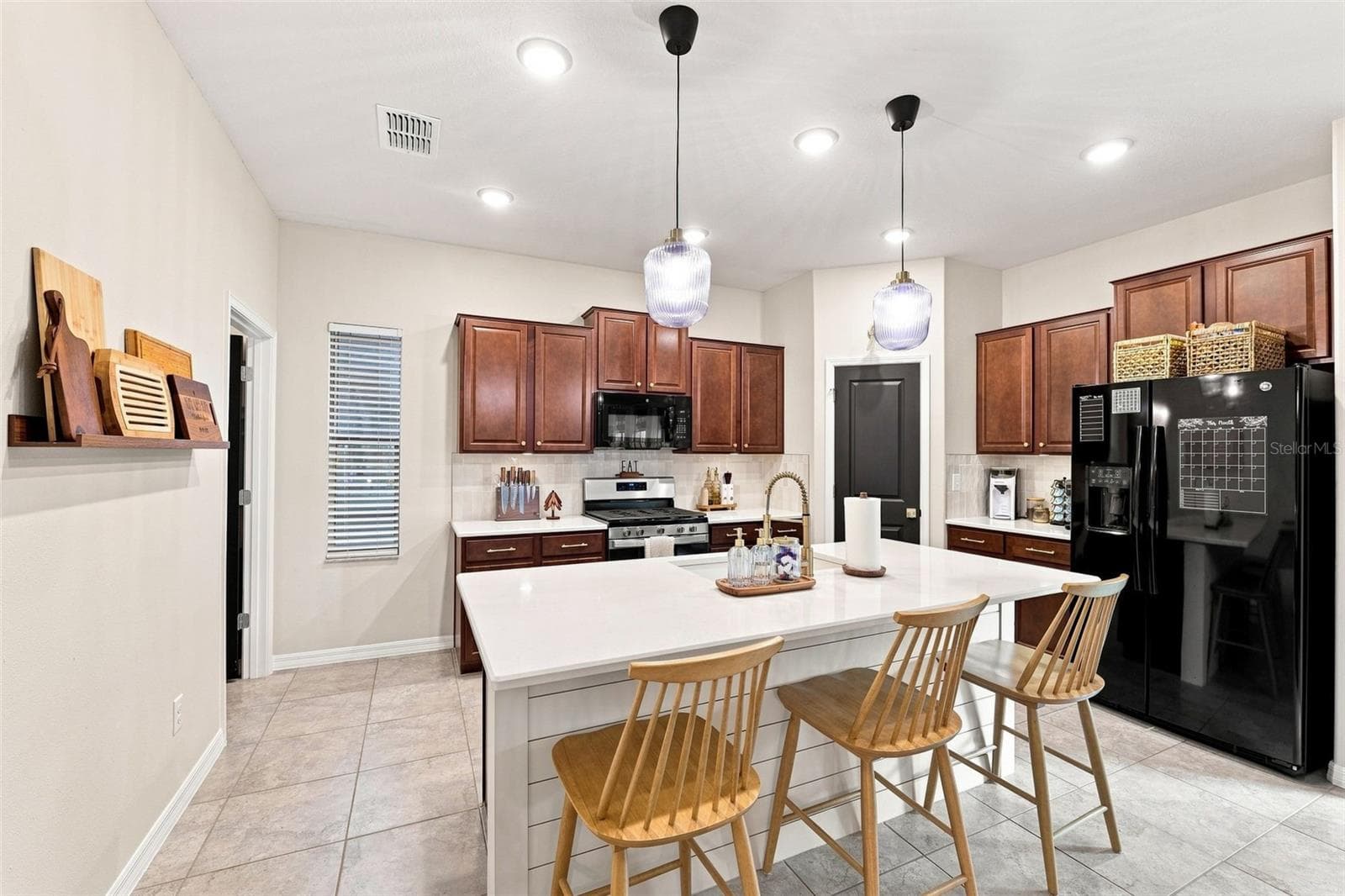 Single Family Residence at 8096 SEAGARDEN LN, LAND O LAKES, photo 14 of 47