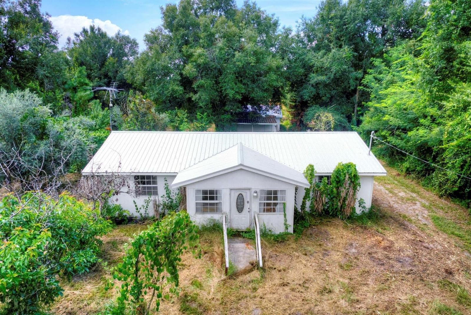 4802 E LA FLAM RD RD