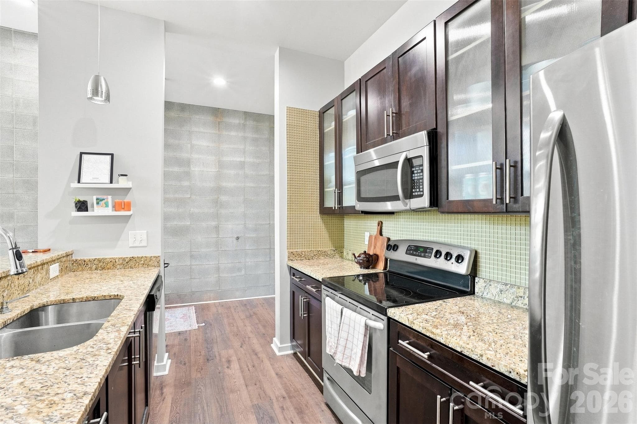 Condominium at 2116 Mcclintock Road, Charlotte, photo 15 of 39