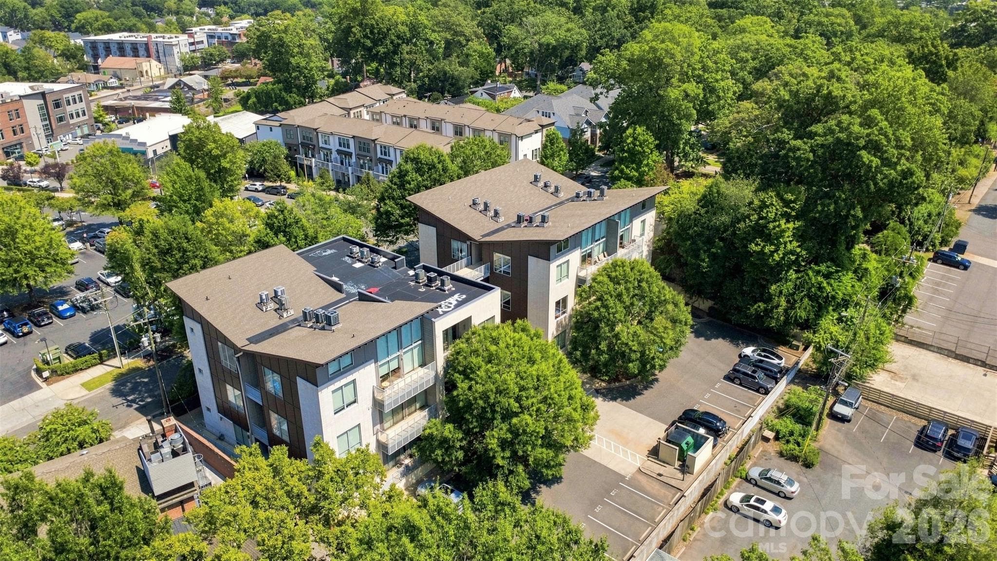 Condominium at 2116 Mcclintock Road, Charlotte, photo 28 of 39