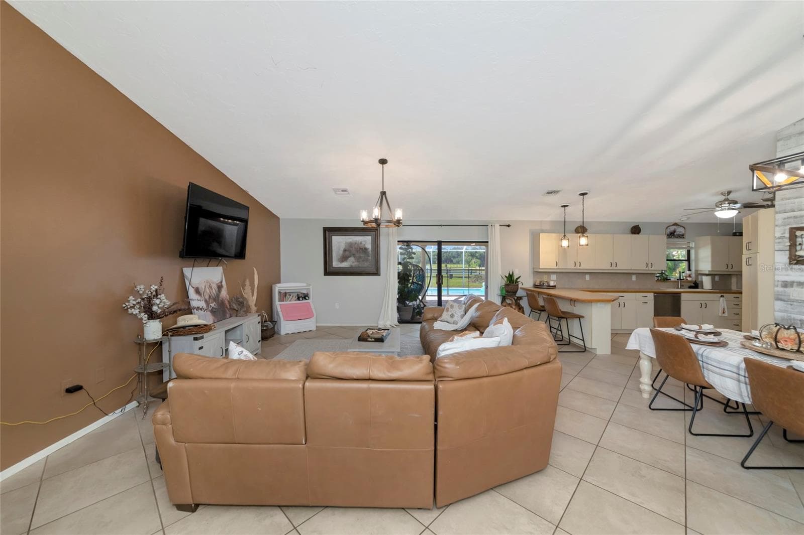 Single Family Residence at 710 MYAKKA RD, SARASOTA, photo 9 of 110