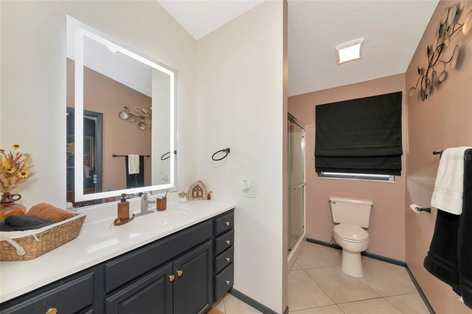 Single Family Residence at 710 MYAKKA RD, SARASOTA, photo 37 of 110