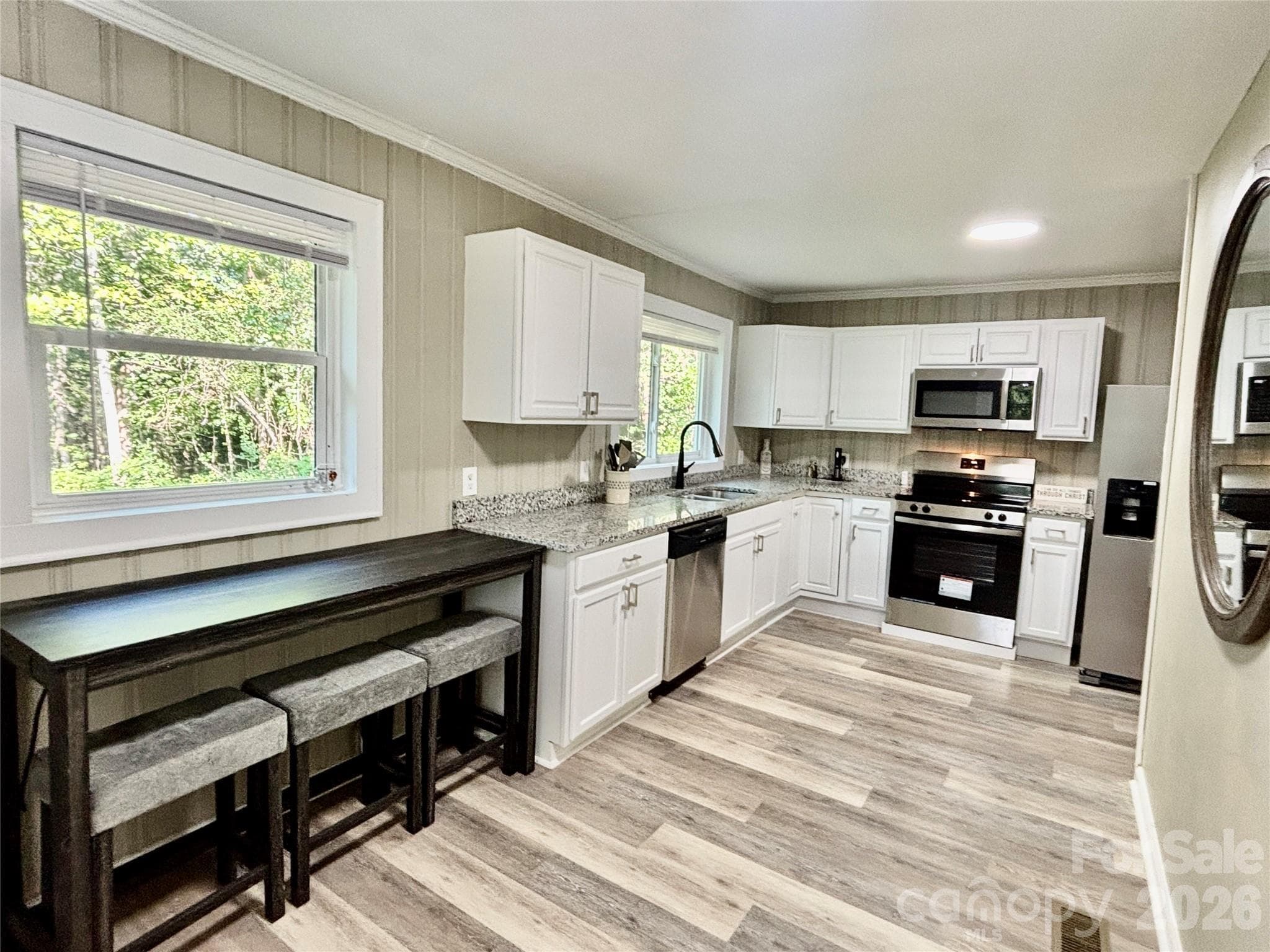 Kitchen - 6622 Mountain Grove Road, Hickory