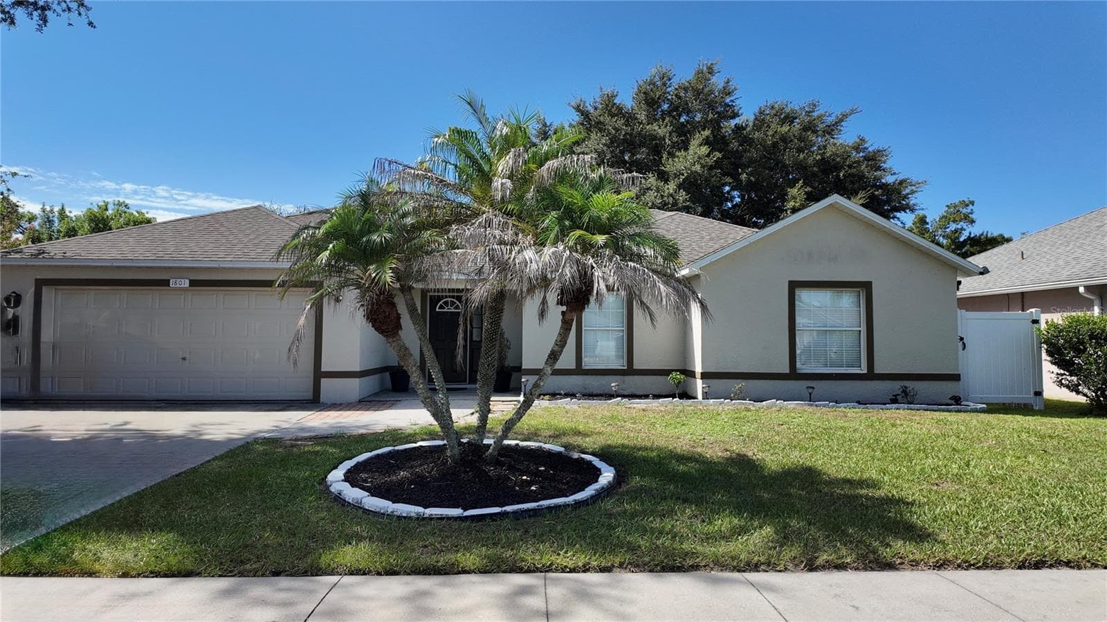 1801 MONTAGUE DR
