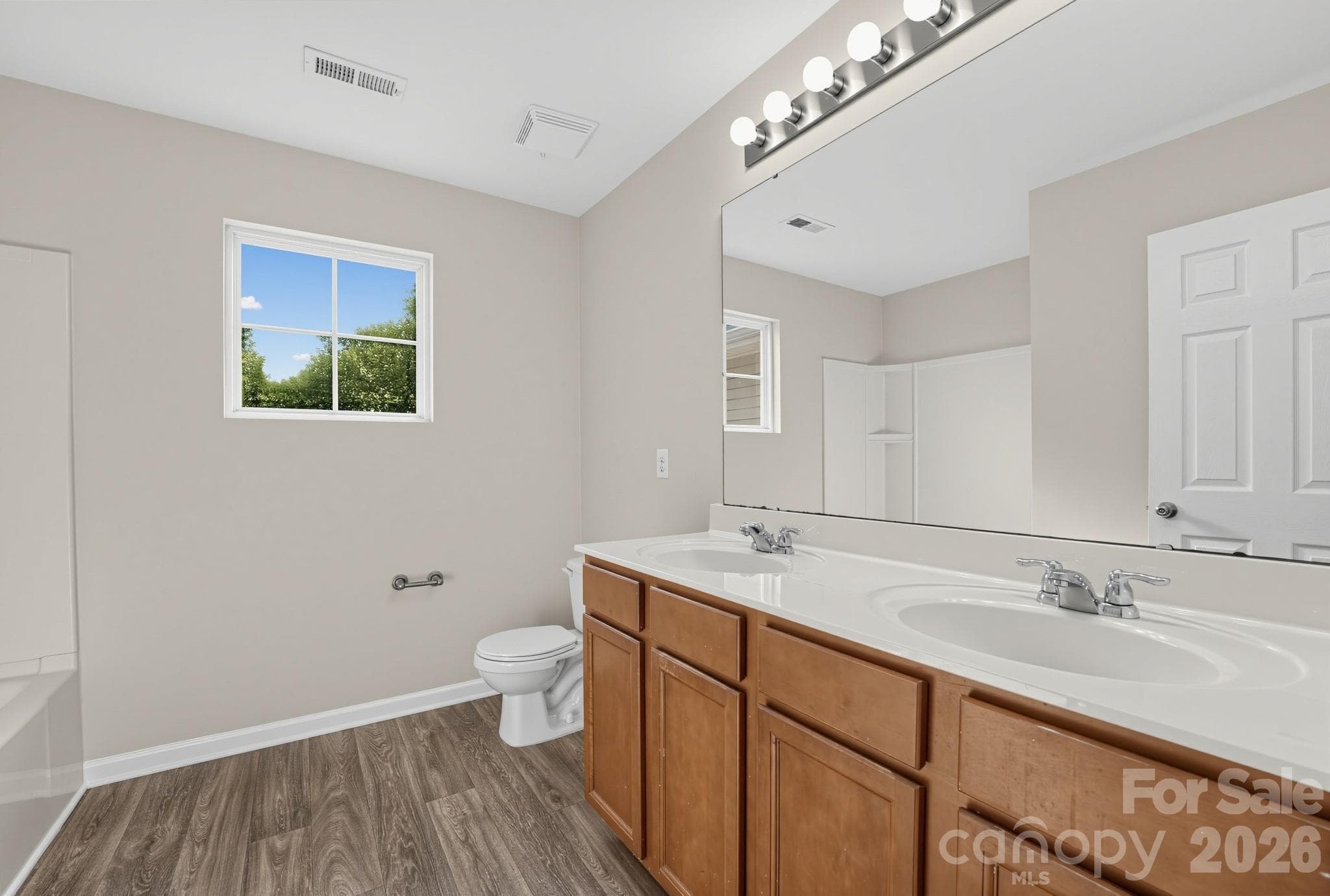 Single Family Residence at 12432 Bending Branch Road, Charlotte, photo 14 of 20