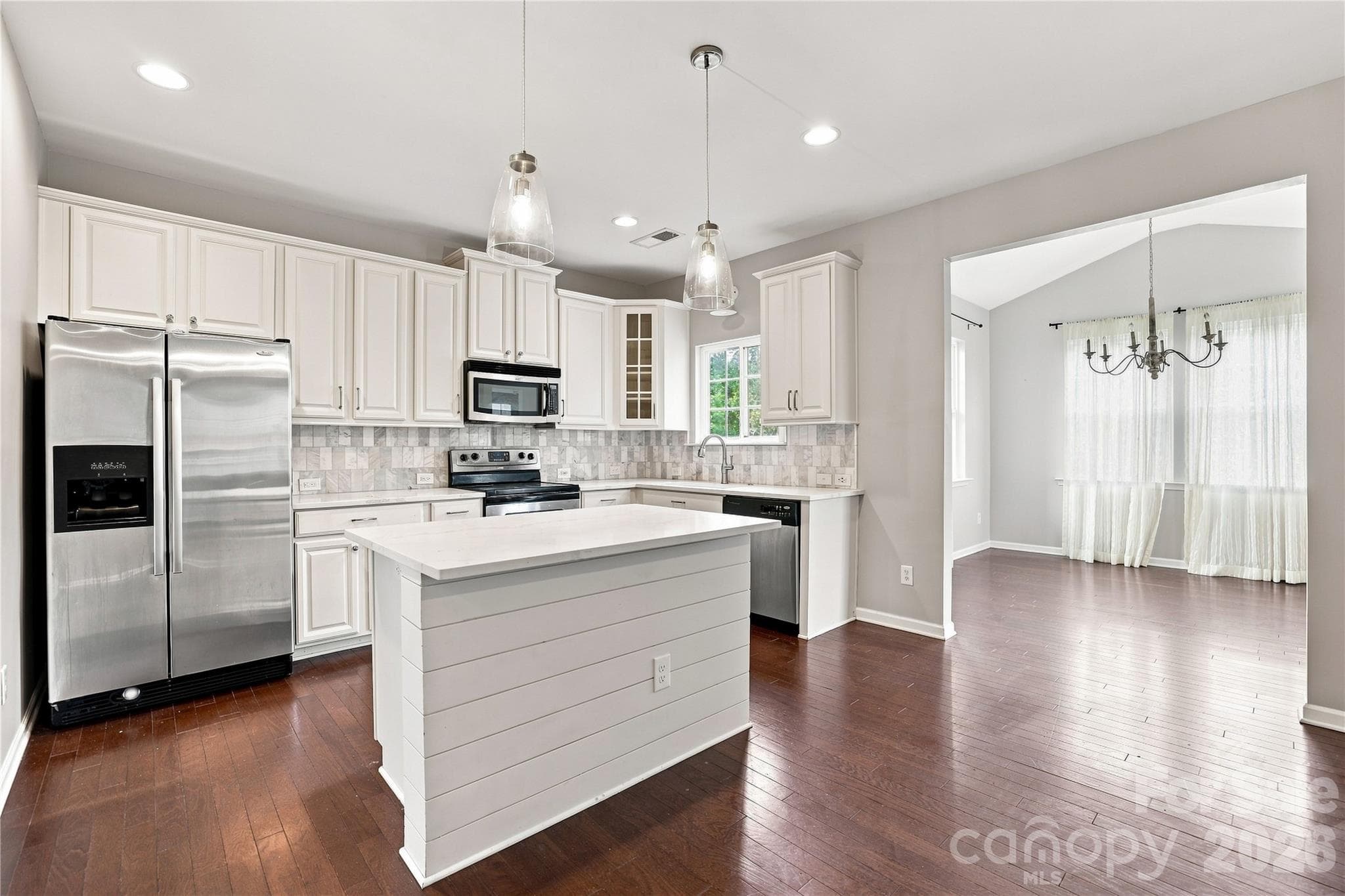 Kitchen with sunroom/dining attached - 14902 Brotherly Lane, Charlotte