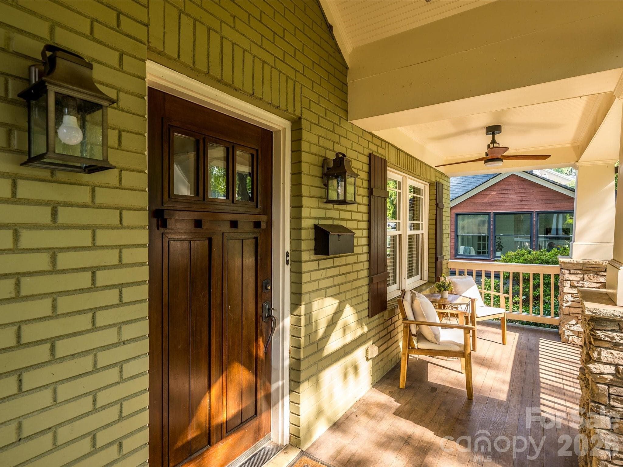 Single Family Residence at 3016 Somerset Drive, Charlotte, photo 4 of 42