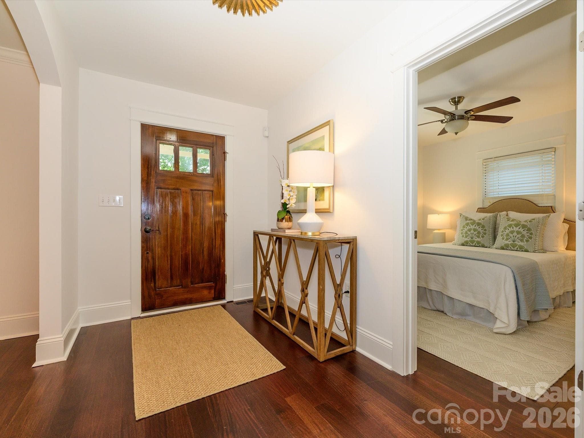 Single Family Residence at 3016 Somerset Drive, Charlotte, photo 5 of 42