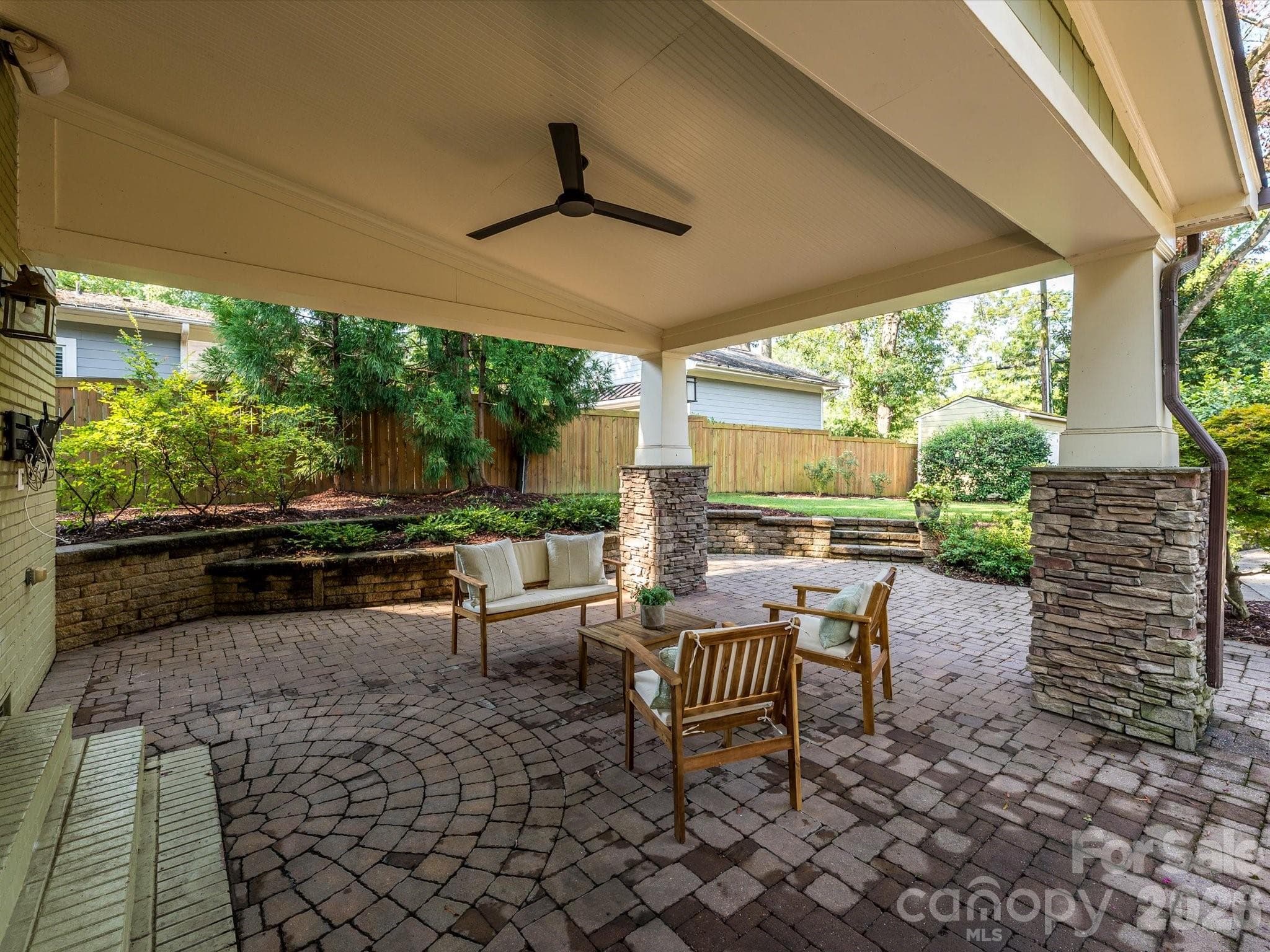 Single Family Residence at 3016 Somerset Drive, Charlotte, photo 37 of 42