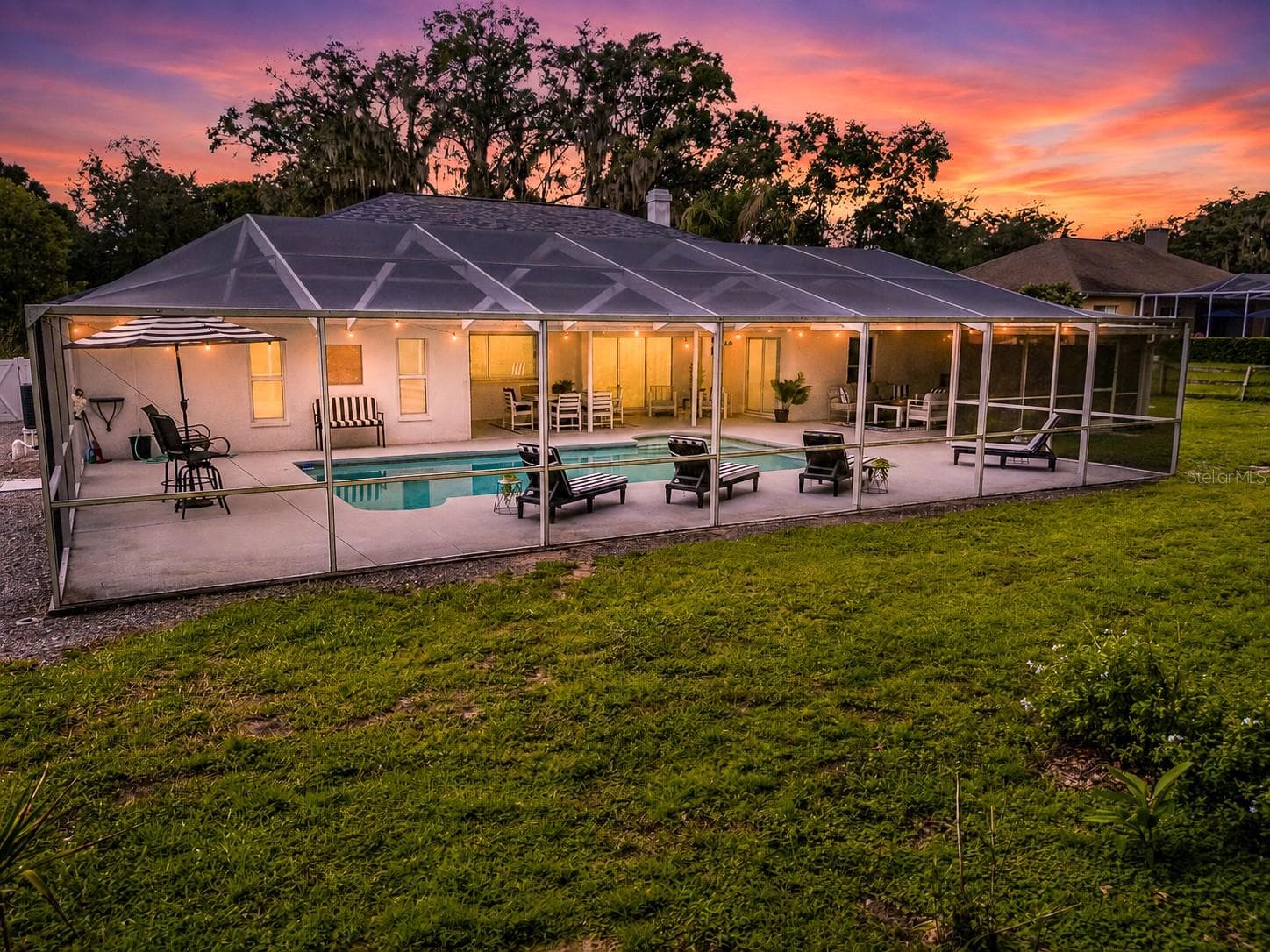 Single Family Residence at 4712 DOVER CLIFF CT, DOVER, photo 2 of 70