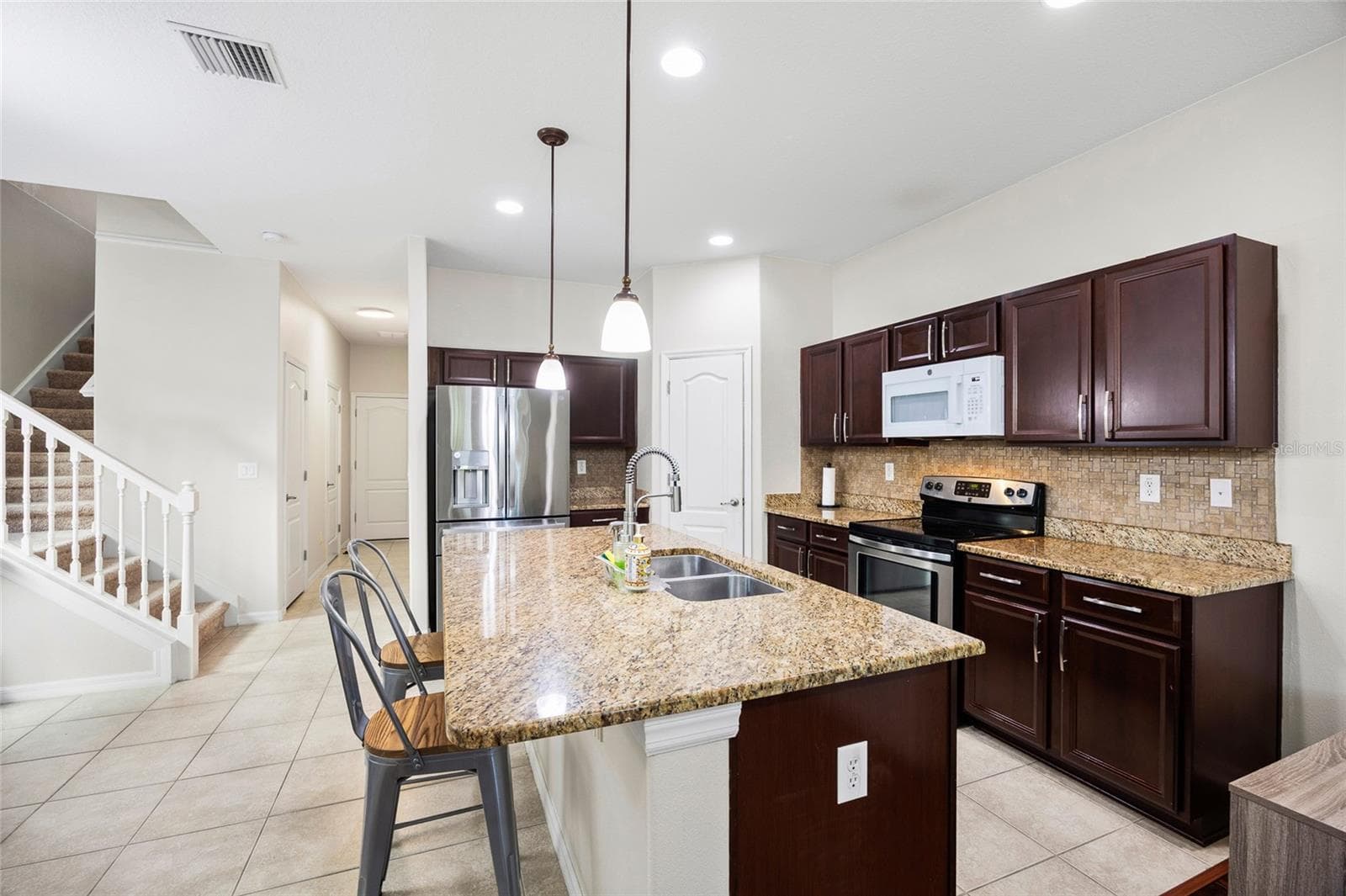 Single Family Residence at 9026 SIENNA MOSS LN, RIVERVIEW, photo 10 of 42